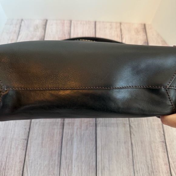 DOONEY & BOURKE Florentine Black Twist Strap Zipper Hobo Bag Purse - Picture 5 of 12